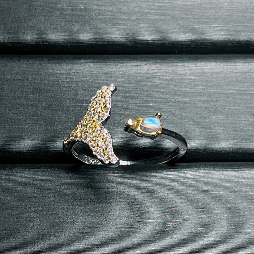 

2023 Новый S925 Серебряный Натуральный Индийский лунный камень круглый и красивое открытое дизайнерское кольцо без оптимизированного основного камня