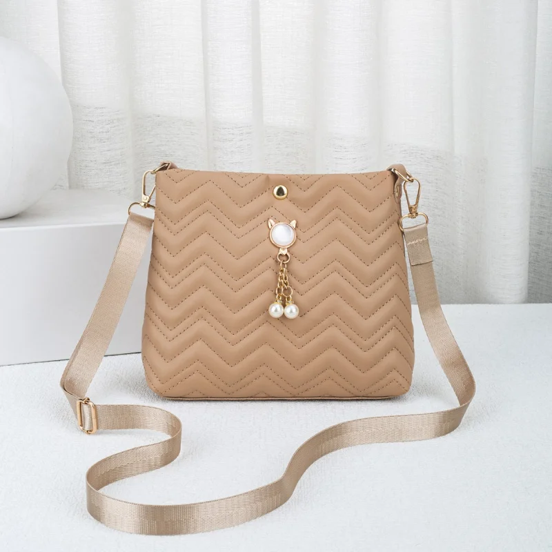 Wave Quilted Bucket Bag Fashion Mini Crossbody Bag Women'S Shoulder Backpack And Wallet Versatile