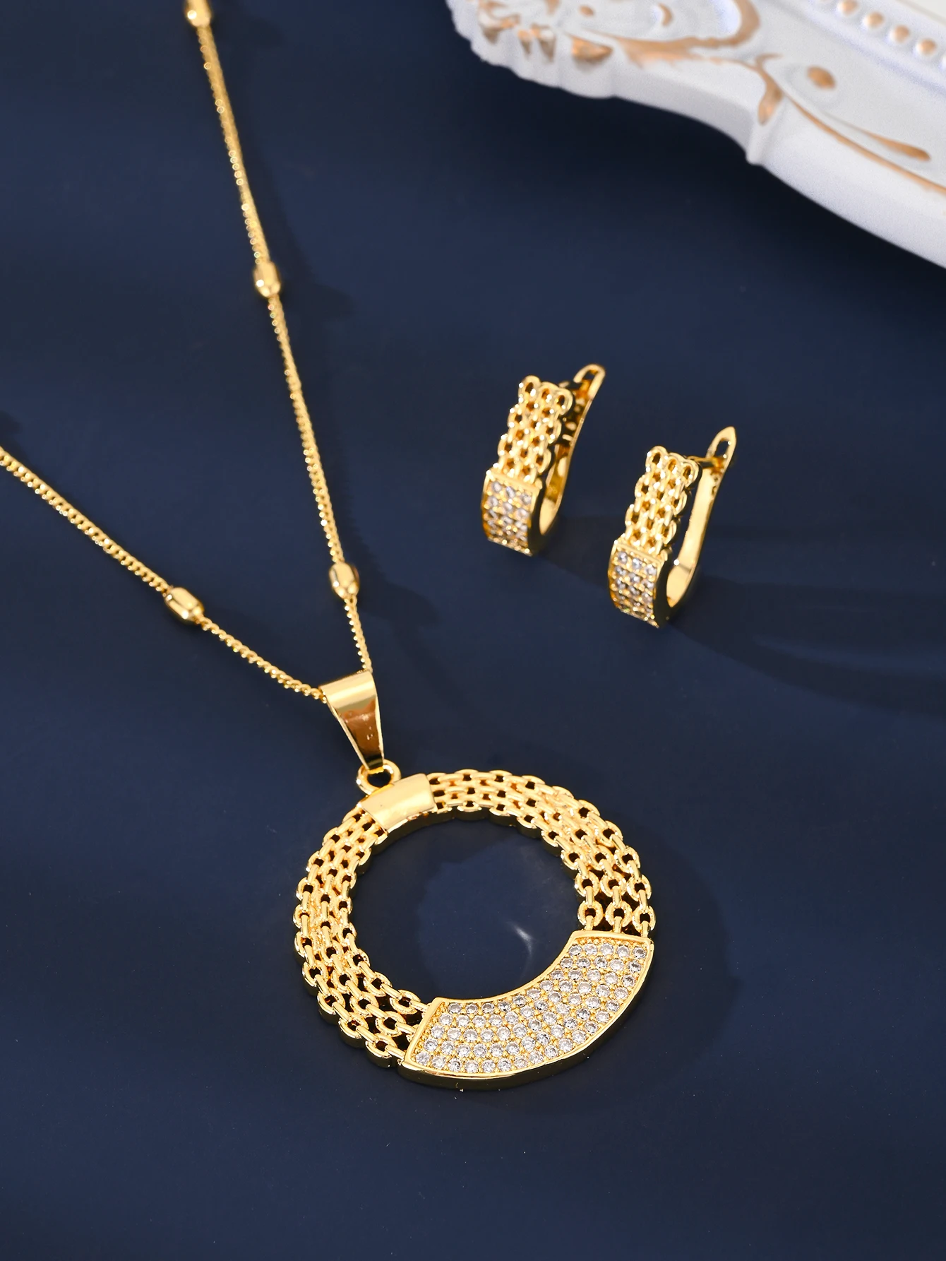 Pcs/set Elegant Necklace Set, Zircon Women's Fashion Jewelry