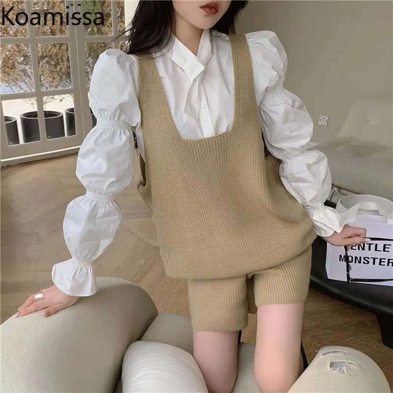 

Koamissa Sweet Women Three Piece Set Puff Sleeve Single Breasted Shirt +knitted Sweater Vest +high Waist Shorts Lady New Suits