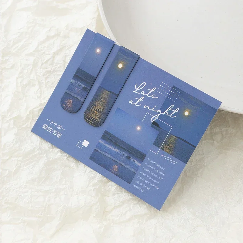 %E3%80%90HOT%E3%80%91%202Pcs/Set%20Creative%20Fantasy%20Clouds%20Magnetic%20Bookmarks%20Kawaii%20Book%20Page%20Holder%20Reading%20Items%20Korean%20Stationery%20Office%20Book%20Readers%20-%20Image%202