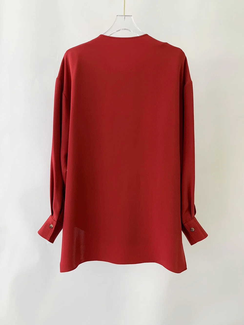 Рисунок 2 - Женские летние шелковые блузки