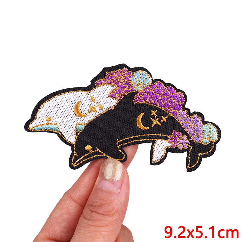 Hot New Animal Cat Embroidered Patches Iron On Patches For Clothing Thermoadhesive Patches Cartoon/Frog Dinosaur Duck Patch DIY