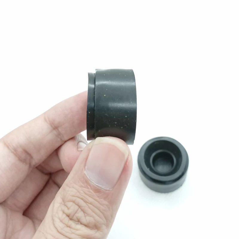 Engine Rubber Mounting Engine Cover Trim Rubber Mounting Bracket Bush BMW 3 SERIES E90 E91 E92 E93 F30 F31 F34 LCI 11147799108