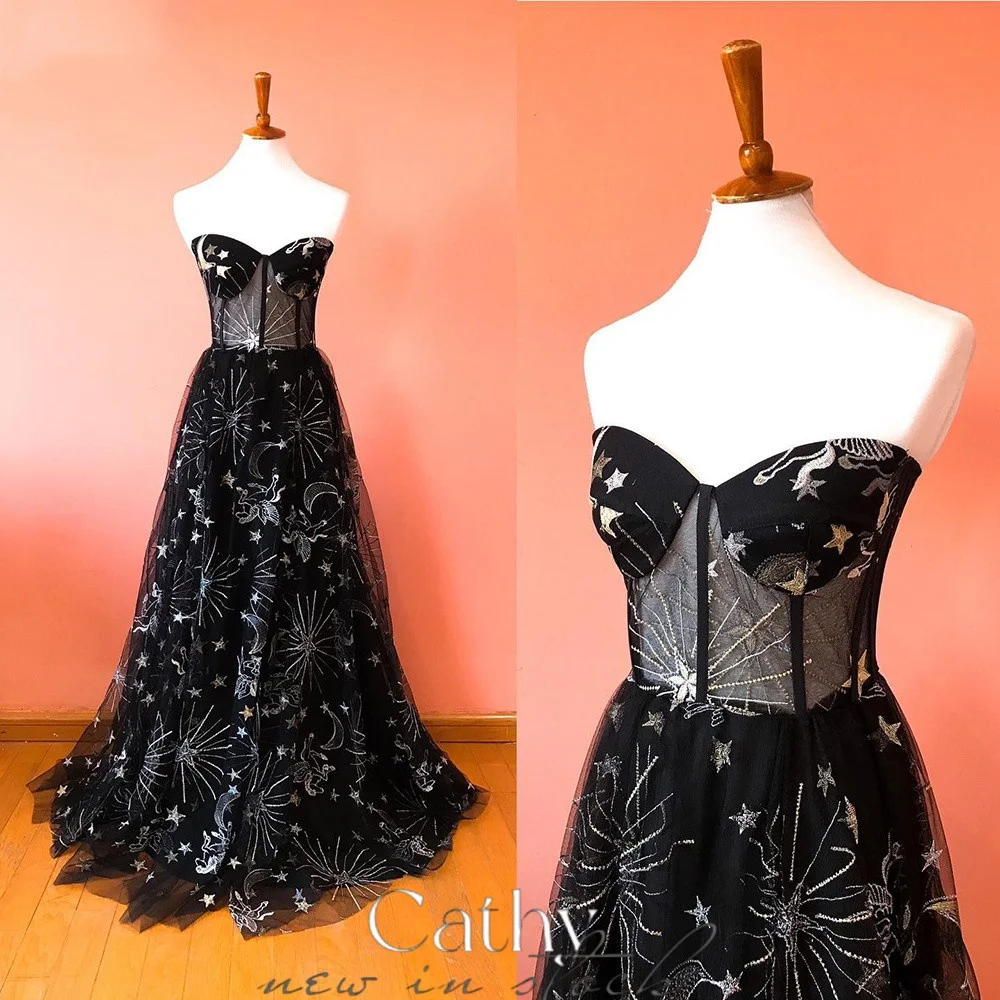 

Cathy Black فساتين السهرة Sexy Strapless A-line Vestidos De Noche Starry Sky Embroid Prom Gown Mysterious Prom Dress 2023