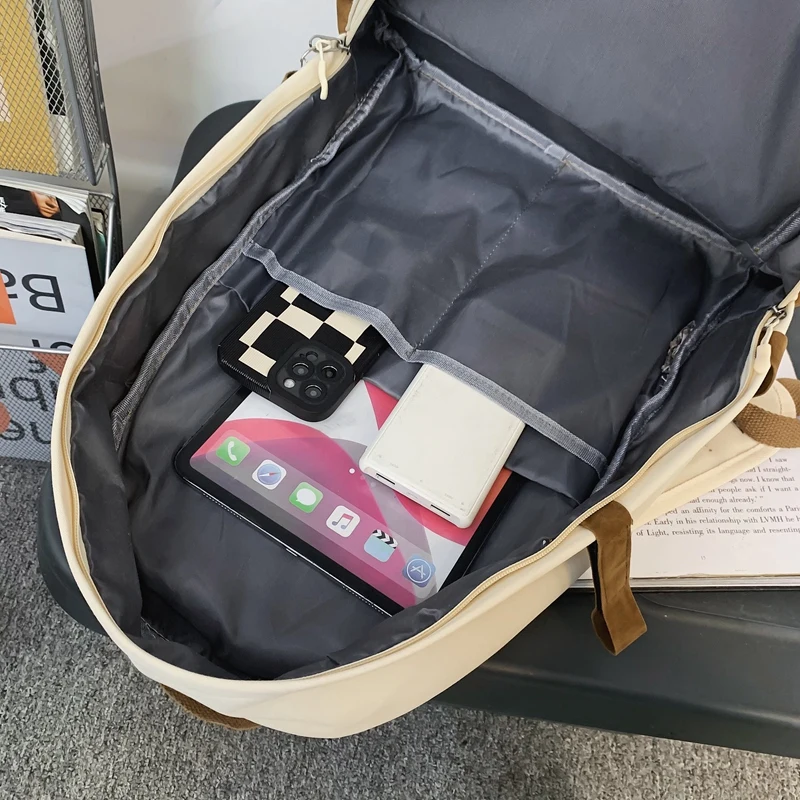  2023  Ϸ ,  б 賶,   賶, ĳ־ ̵  賶, ѱ , Mochila