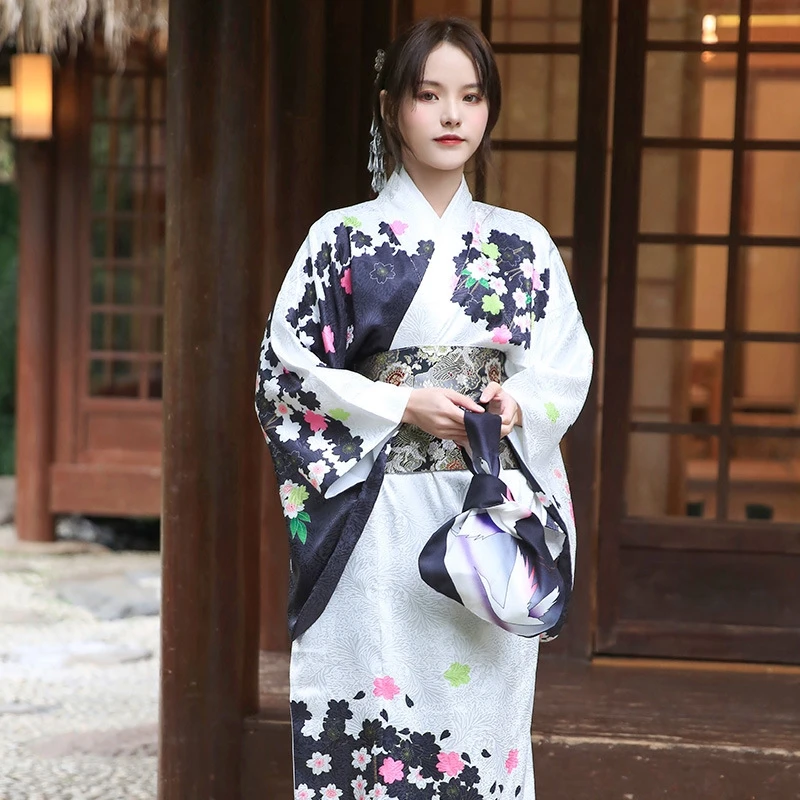 

Популярное белое винтажное японское женское кимоно, платье для ванной, женское платье из искусственной кожи с Оби, танцевальное платье для представлений, одежда для косплея