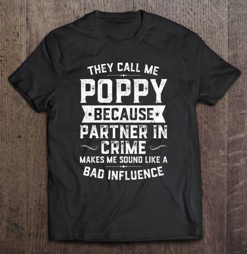 Мужская футболка с надписью The Call Me Poppy |