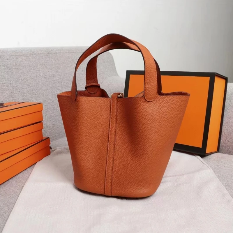 

2023 cowhide Fashion Vegetable Basket Shoulder Bag Large Capacity Lychee Grain Leather Bucket Bag Female Underarm Handbag Shoppi