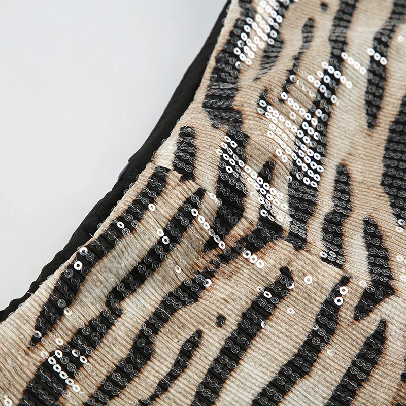 Pantalones cortos sexis con lentejuelas y estampado de leopardo para mujer, modernos y elegantes, estilo urbano.