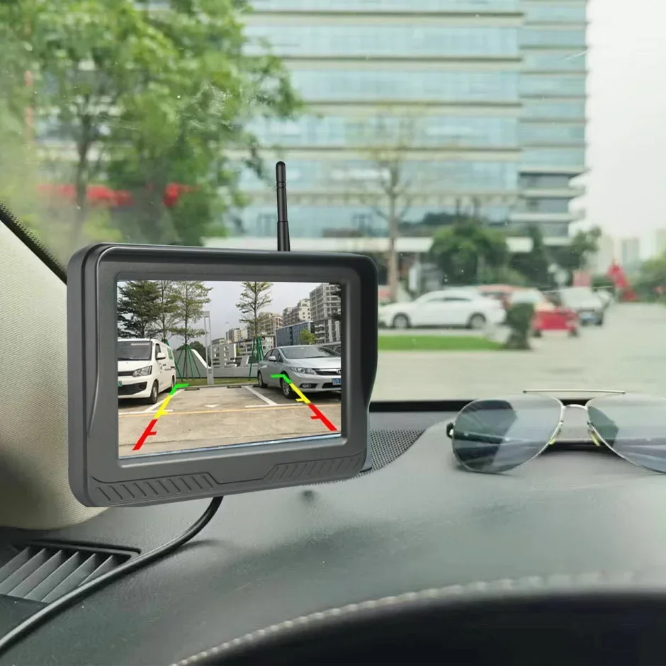 Adjustable parking guidelines display