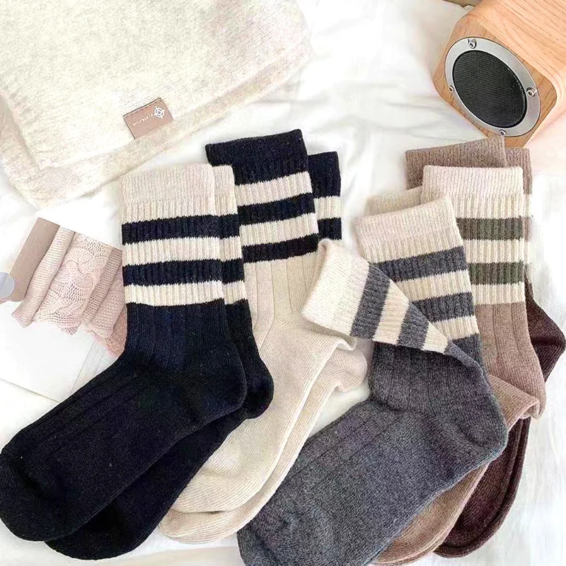 

Versatile Mid Length Thick Warmth And Pile Up Socks Women Comfortable Casual Spring Autumn Striped Socks Fashion