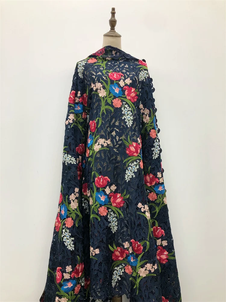 Neuer Stil Nigerianischer Spitzenstoff 2025 Hochwertige Wasserlösliche Bestickte Modische Weiche Spitze 5 Yards – Detail 15