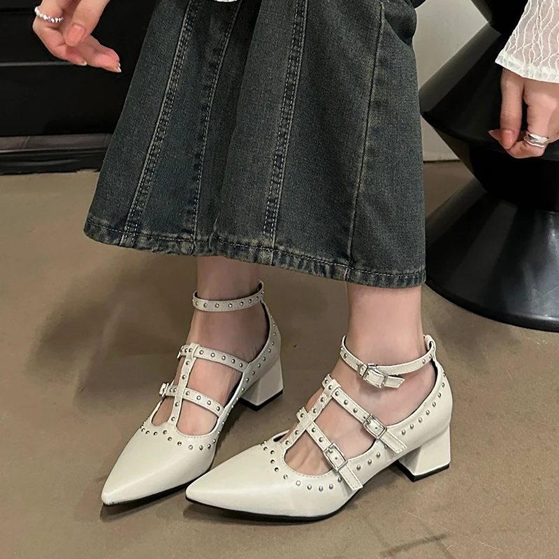 2023 New Style Women Sandals Summer Hollow Out Faux Genuine Leather Shoes For Women Rivet Thick Heels Buckle 35-39 Roman Sandals
