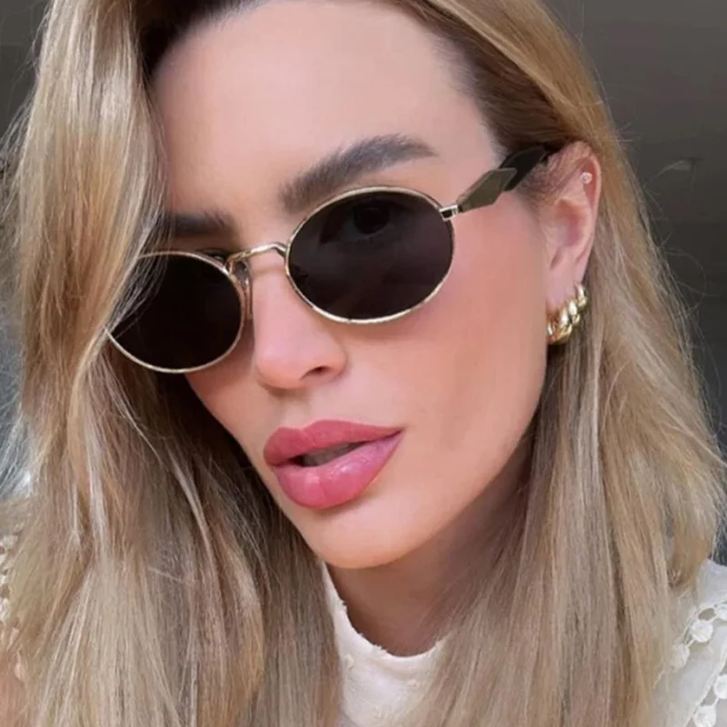 Retro Oval Metall Sonnenbrille für Frauen Männer Luxus Mode Marke Weibliche Sonnenbrille Punk Unisex Stilvolle Shades UV400 # 301161