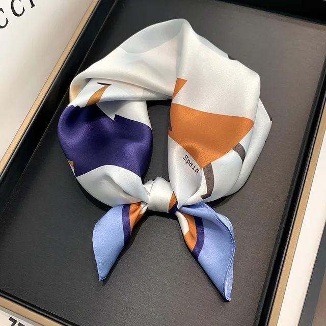 Scarf 100% Silk Bandana Women Square Scarves Wrap Kerchief Mulberry Spring Fashion Luxury High Quality Headband Hijab Shawls 16110-2
