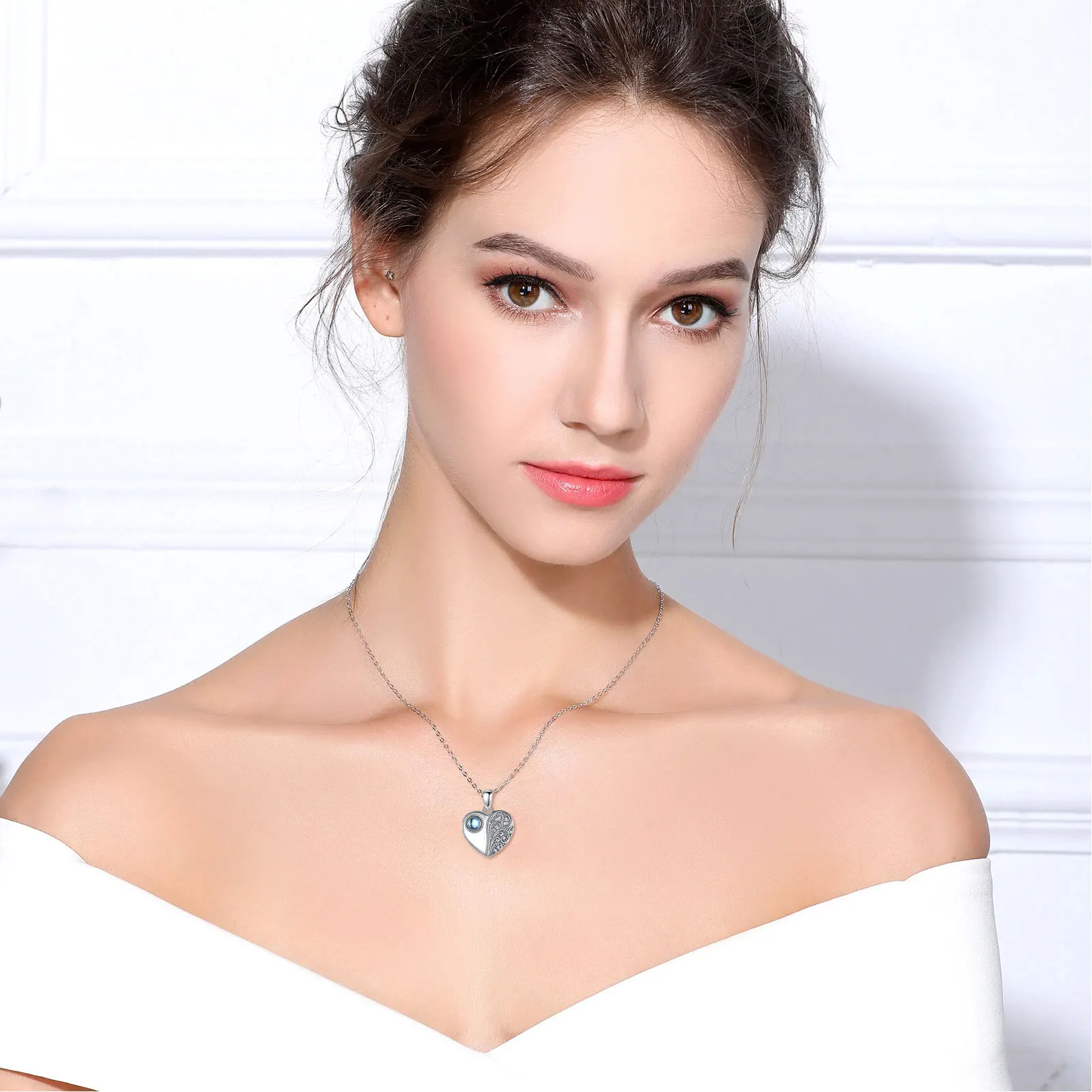 Moonstone Heart Memory Locket Silver Necklace - Image 3