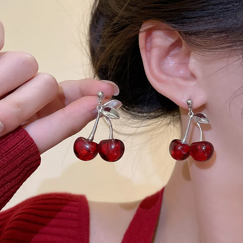 

2023 New Fashion Trend Unique Design Elegant Delicate Red Cherry Stud Earrings For Women Jewelry Wedding Party Premium Gifts