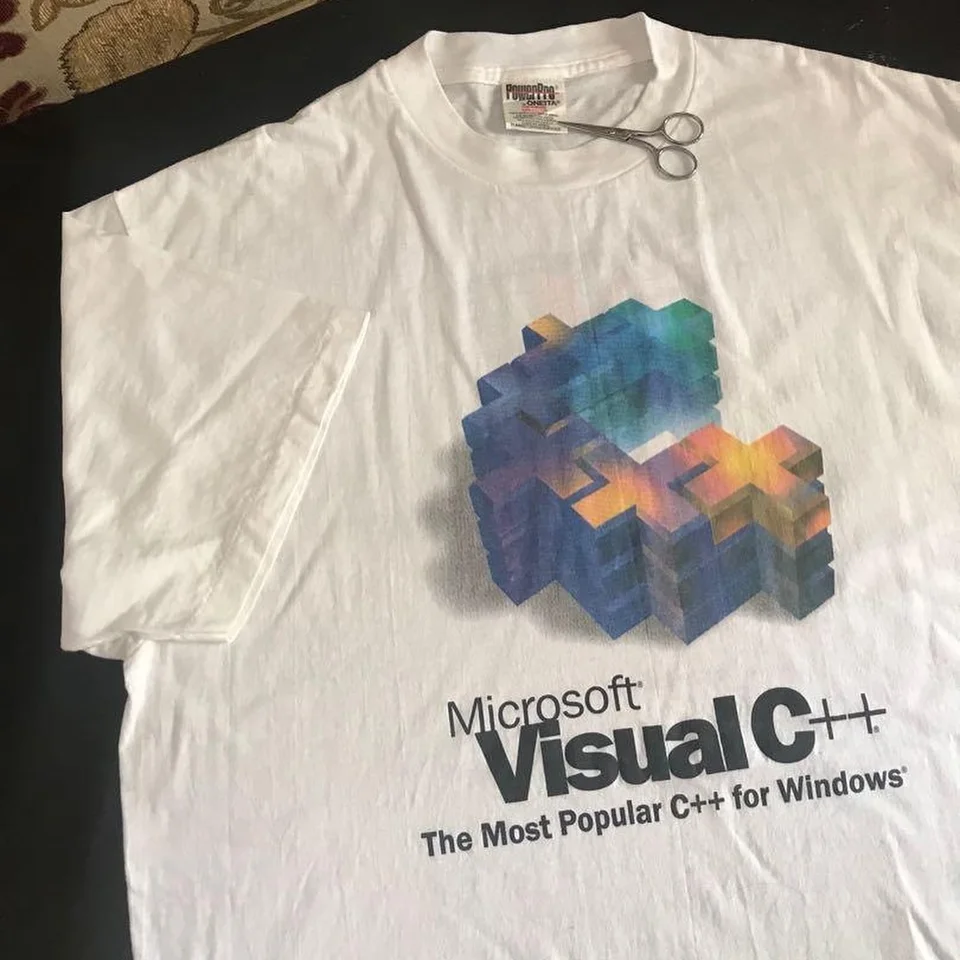トップス Microsoft geek. T-shirt マイクロソフト ブラック 黒 企業 テック テクノロジー TECH IT