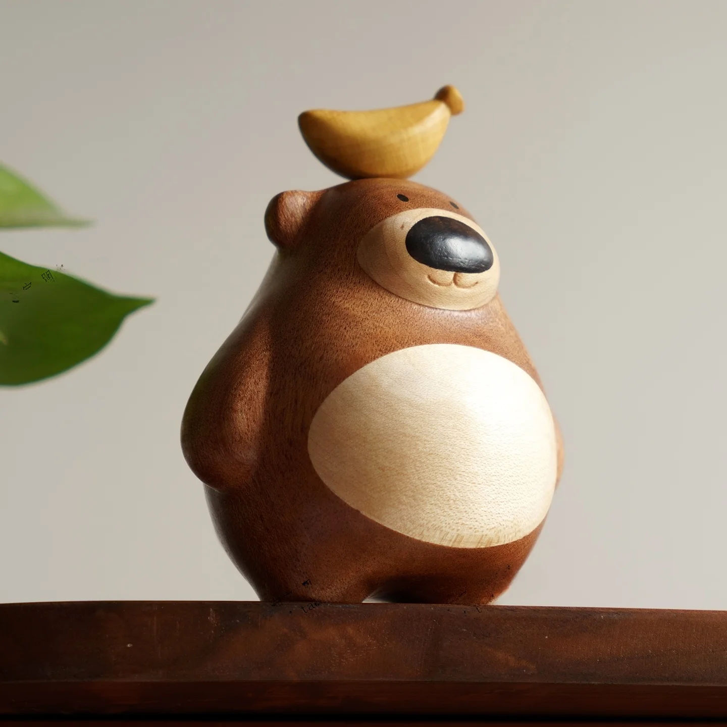 편안한 곰 나무 바나나 장식품 귀여운 동물 테마 데스크탑 장식품 친구들을 위한..