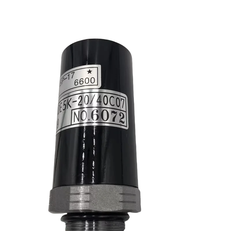 Hydraulic Pump Proportional Solenoid Valve for Excavator Hyundai 200 210 215 225 Doosan 150 220 Large Pump KDRDE5K-20/40C07-109