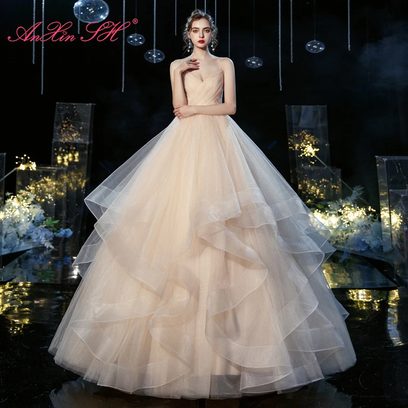 

AnXin SH princess champagne lace wedding dress vintage spaghetti strap sleeveless v neck ball gown ruffles white wedding dress