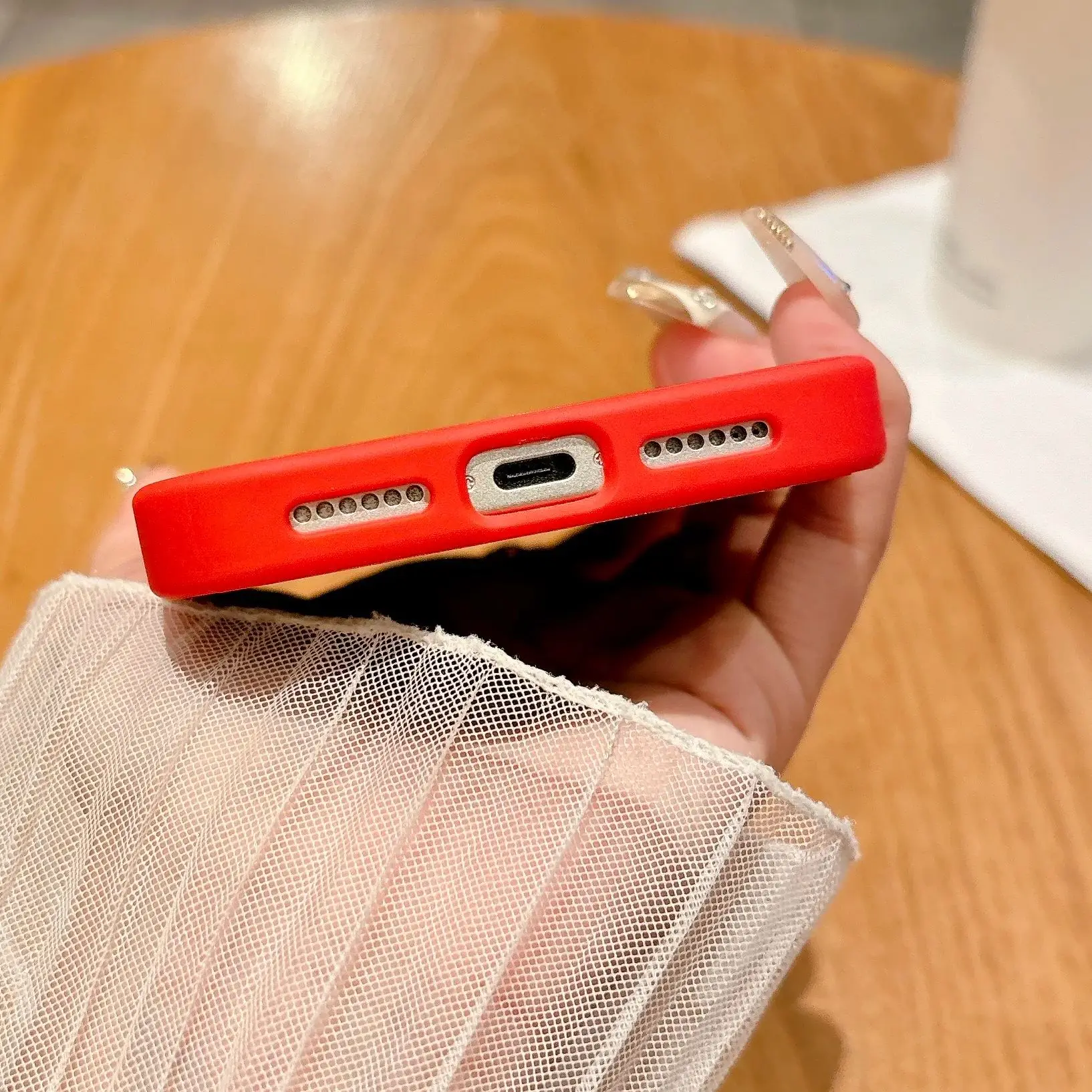 Magnetic Clear Acrylic Hard Case with Wireless Charging Compatibility