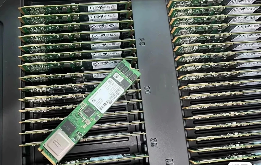 For Intel 1tb 2tbOriginal DC P4511 2T 1T M.2 22110