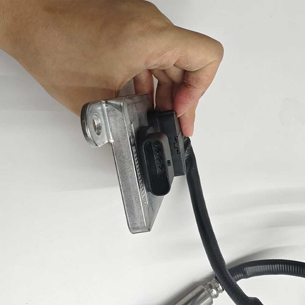 High Quality Chips N-GK Probe A0009051612 0009051612 A2C00067800-629 NOX Nitrogen Oxygen Sensor For Benz W164 W166 W205 W212 W22 5