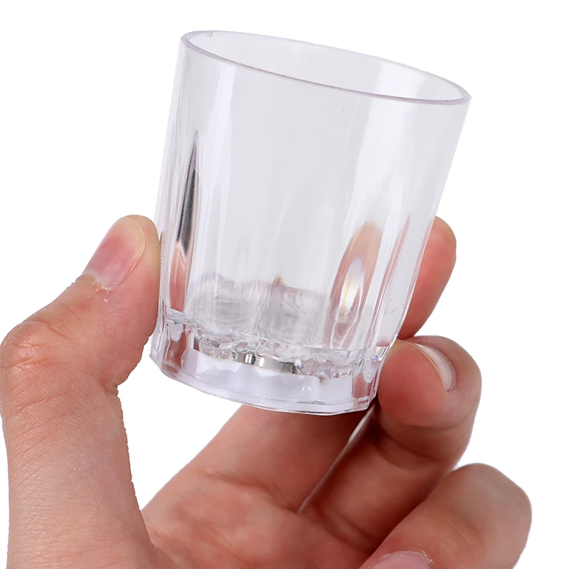 Маленький стакан. Маленькие бумажные стаканчики. Стаканы wmf. Стакан граненый 100 грамм ссср. Маленький стакан.