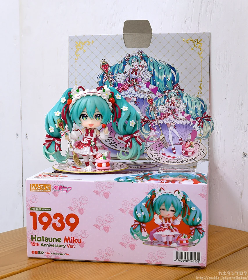 Pre-Order Reissue Original GSC Nendoroid #1939 Hatsune Miku 15Th