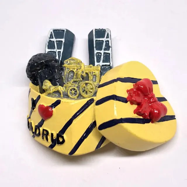 스페인 관광 명소의 매력을 가정에 더하는 3차원 수지 냉장고 자석