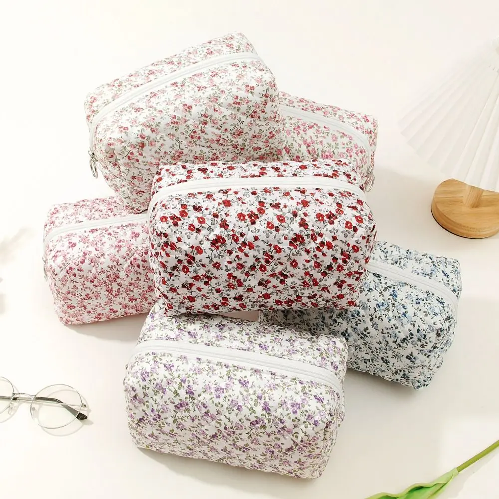Cotton Floral Puffy Quilted Makeup Bag Cosmetic Pouch Flower Printed Large Travel Cosmetic Bag Makeup Accessory 5