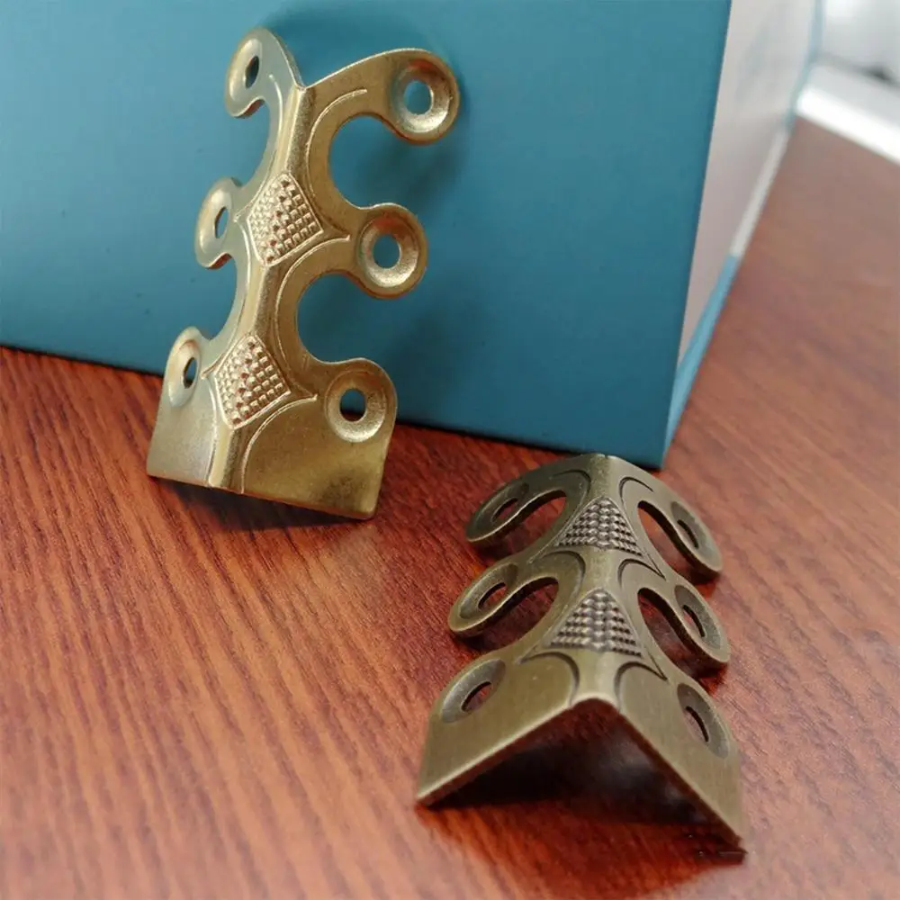 Description Picture 3 of itemAntique Decorative Edge Cover Corner Protectors Metal Angle Brackets for Photo Album Edge Corner Protector for Cabinets Dressers