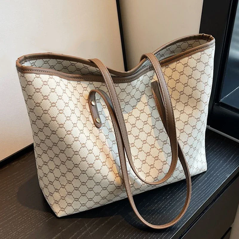 Large Capacity Shoulder Bag Women's PU Leather Handbag for Commuting and Casual Use Versatile Tote Bag 1