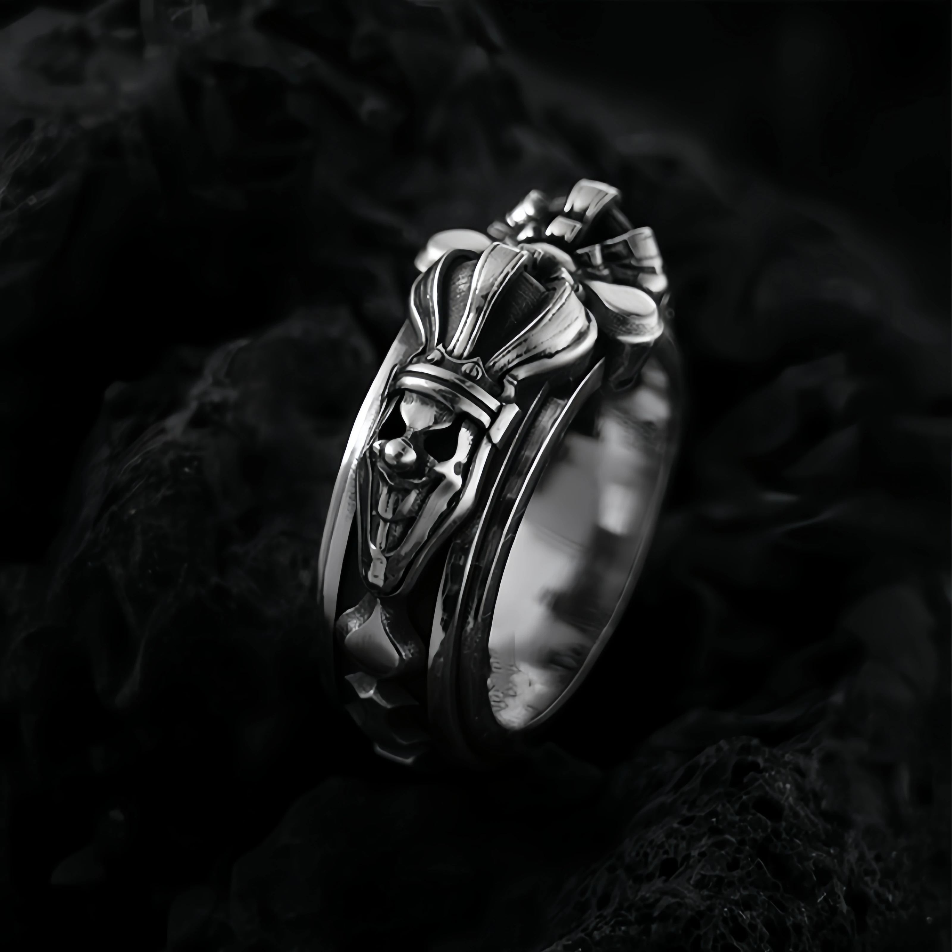 Retro Crown Jokers Verstellbarer offener Ring für Männer versilbertes Kupfer Punk Gothic Edgy Schmuck Biker Zubehör Halloween Geschenk