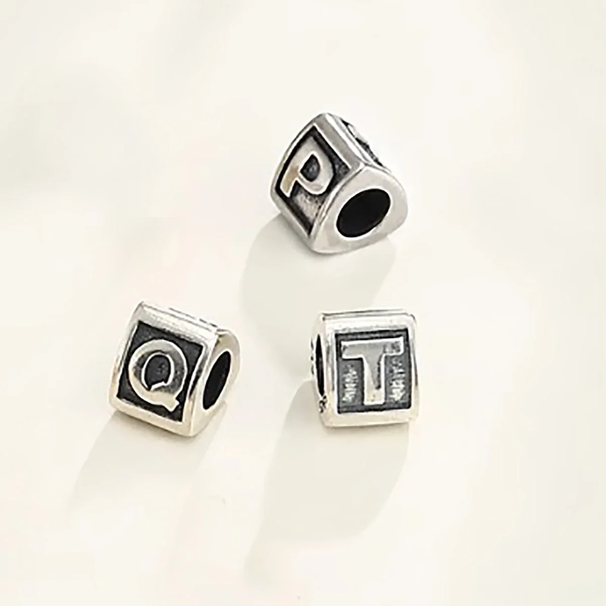8X9mm 925 Sterling Silver Retro Thai Silver Triangle Spacer Beads