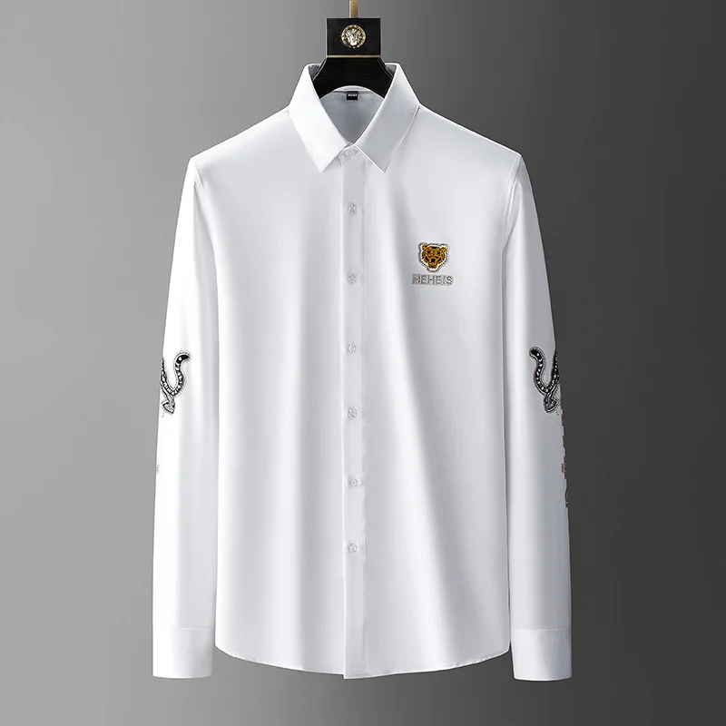 

New 2022 Men luxurious Crown Diamond Rhinestones Tiger Fashion Cotton Casual Shirts Shirt high Pocket Long-sleeves 5XL #A654