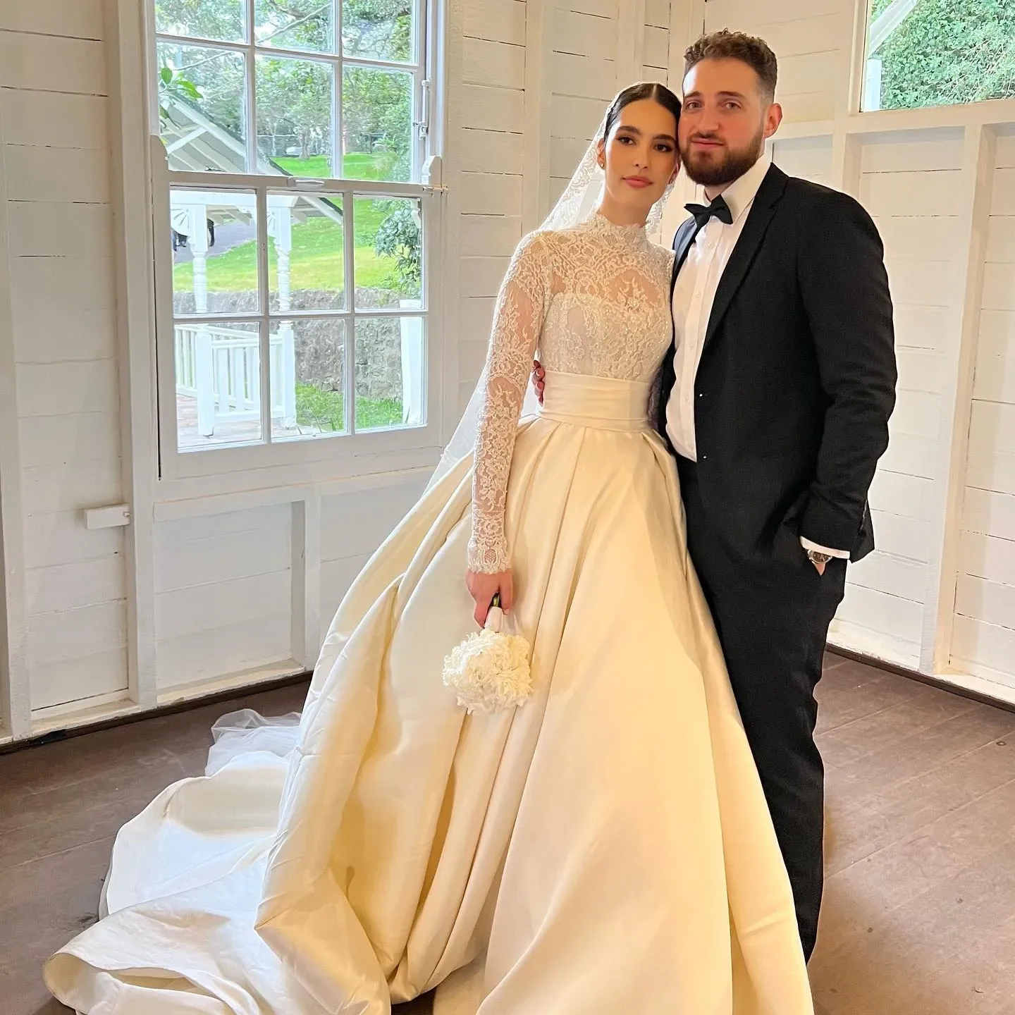Customized Elegant A Line Lace Wedding Dresses High Neck Long Sleeves Button Back Sweep Train Ruffle robe de mariee Bridal Gowns