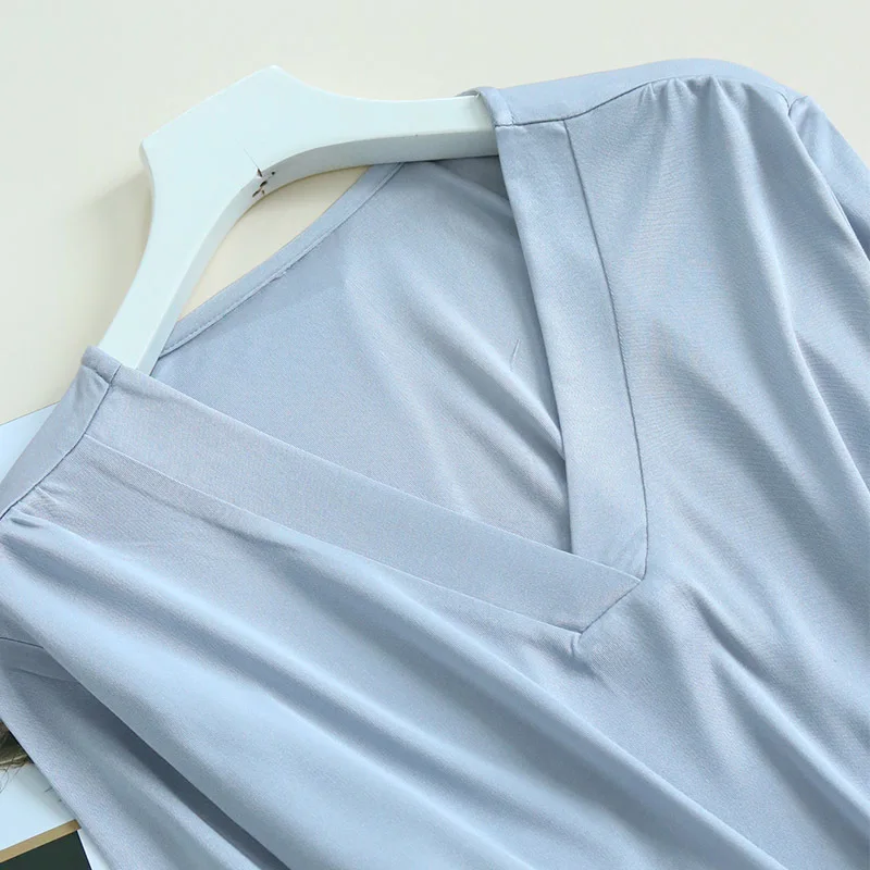 Autumn/Winter Silk Long Sleeve Underlay Shirt Mulberry Silk V-Neck Layered Collar and Warm Top for Women's Versatile Solid Color
