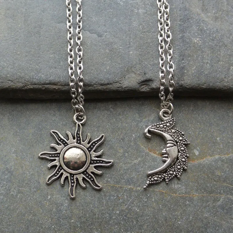 

New Antique Silver Color Sun Moon Pendants & Necklaces Lovers Retro Short Chain Choker Necklace Friends Women Fashion Jewelry