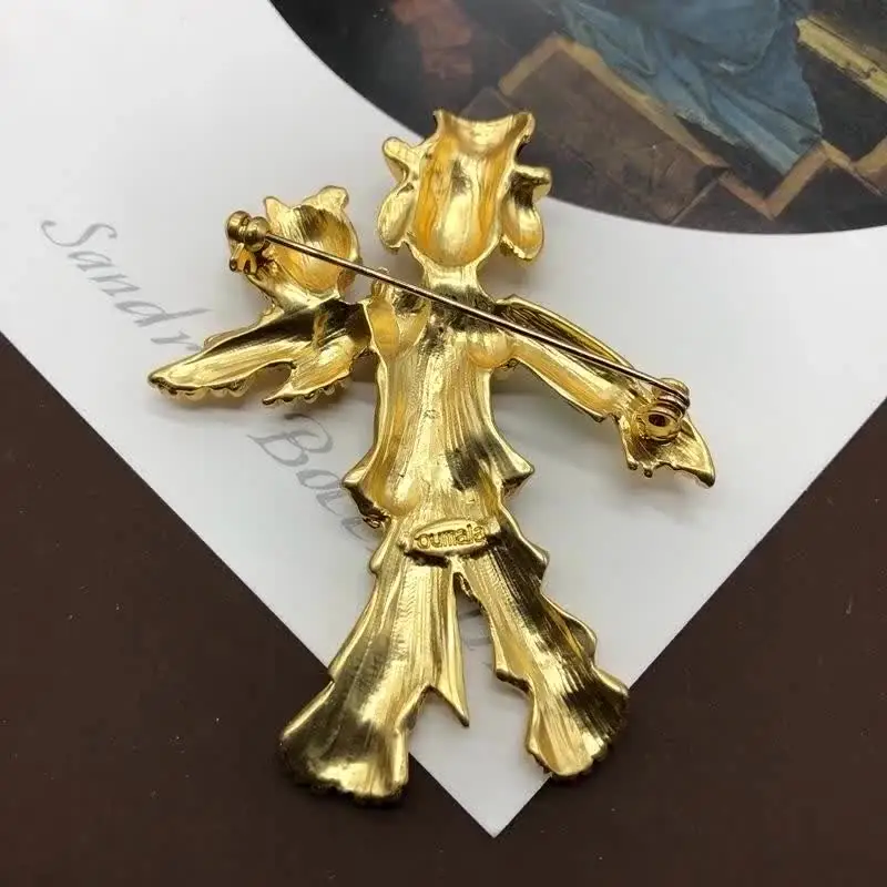 【新品・未使用】ルクセンブルク発！ブローチ Brooch UK punk FU-SEN KAZURA brooch Red – yuki onizuka