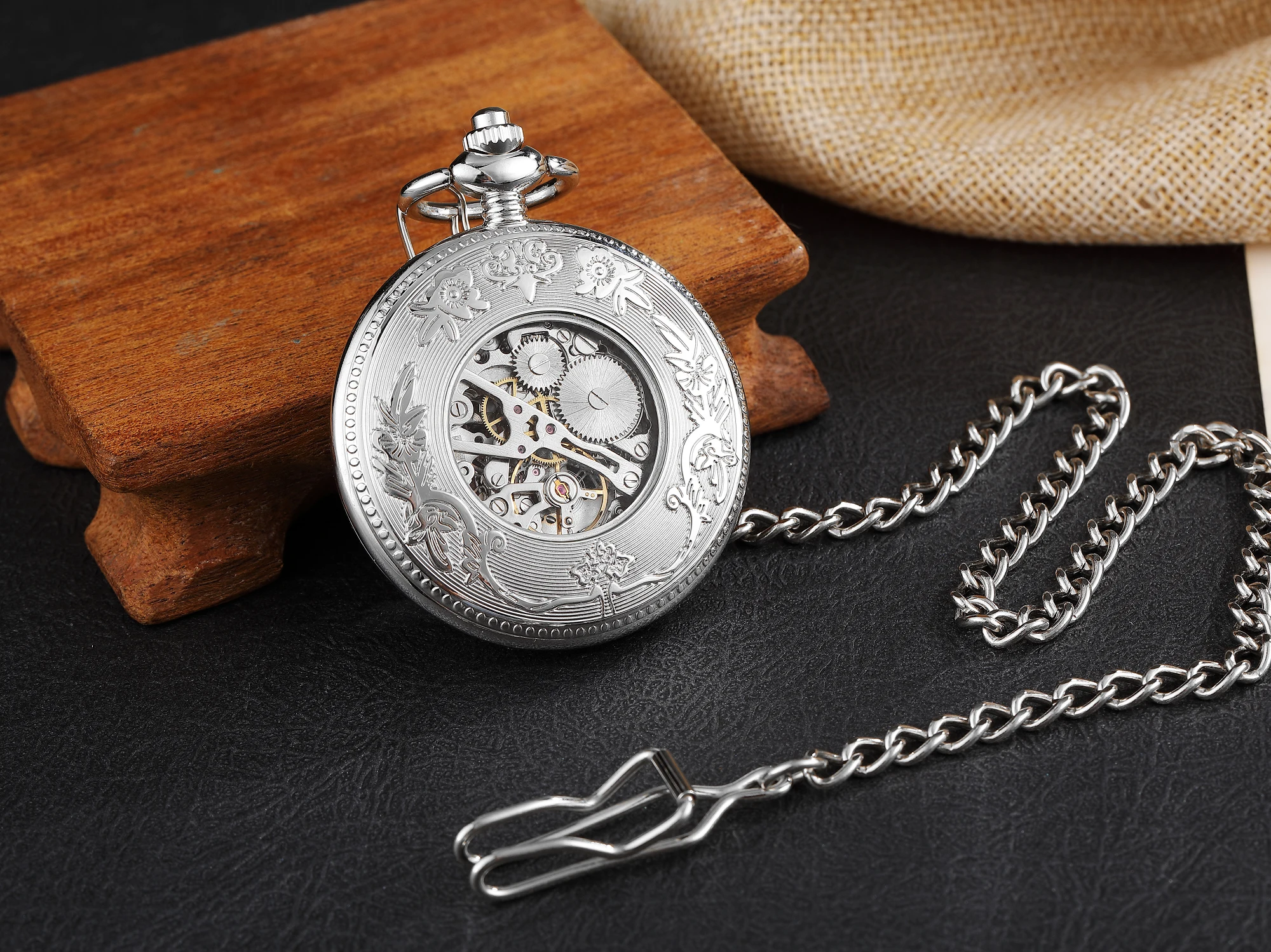 Vintage Silver Pocket Watch Mechanical Hand Wind Steampunk Necklace Fob Watch Chain Roman Numerals Clock For Women Reloj Hombre