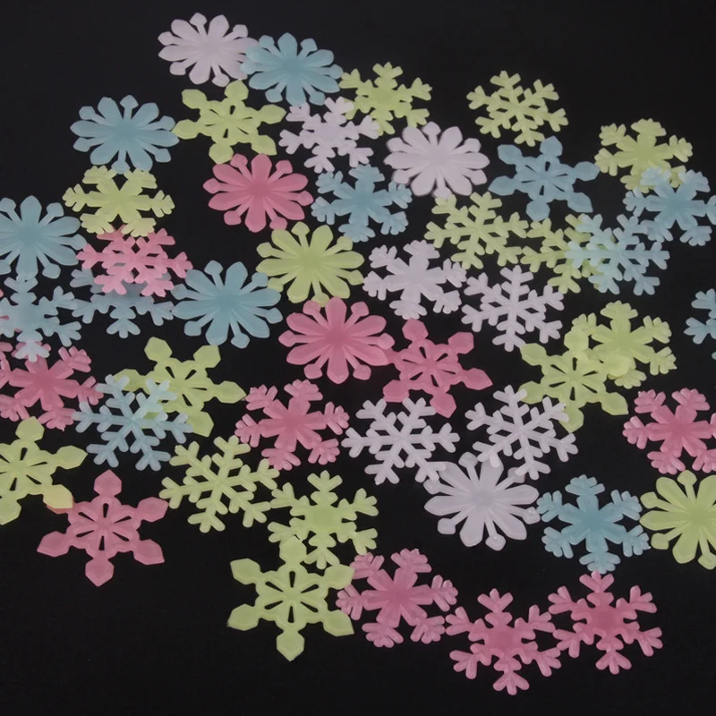 Luminous Wall Stickers 3D Luminous Snowflakes 50pcs For Children Baby Room Bedroom Christmas