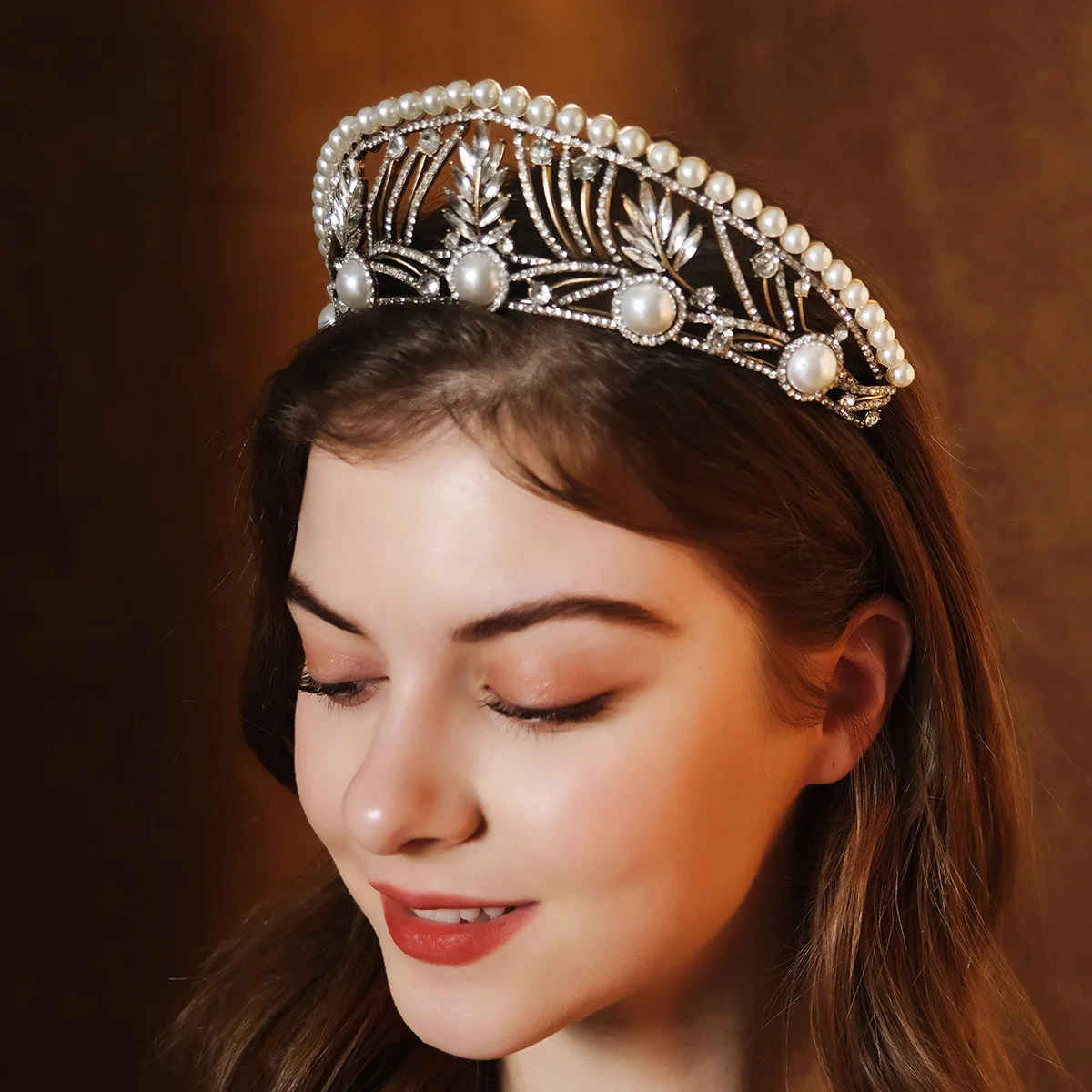 DIEZI Vintage Baroque Pearl Tiara Crown For Women Headwear Wedding