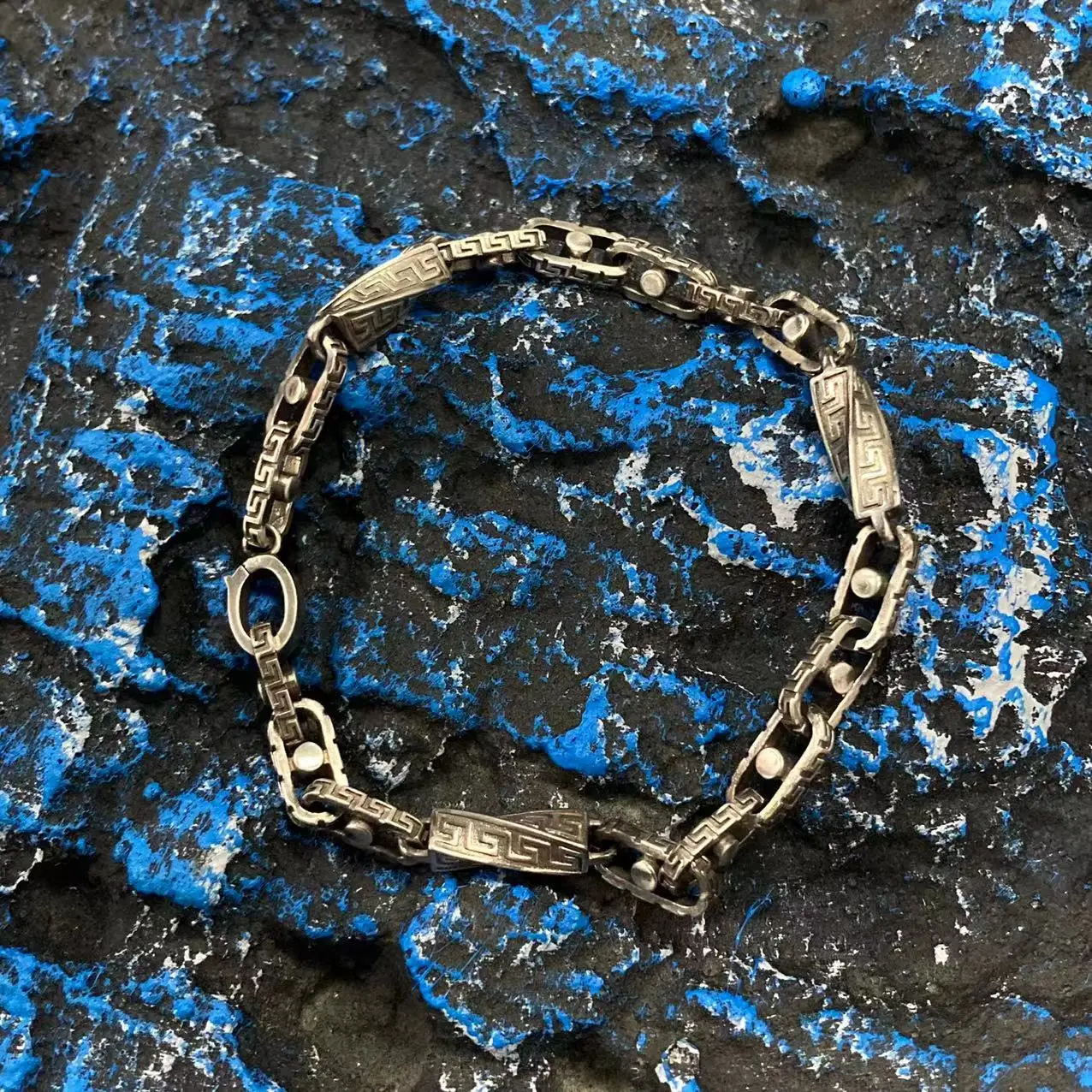 

Женский серебряный браслет в стиле ретро для пожилых людей, мужское ощущение индивидуальности, нишевые дизайнерские ювелирные изделия