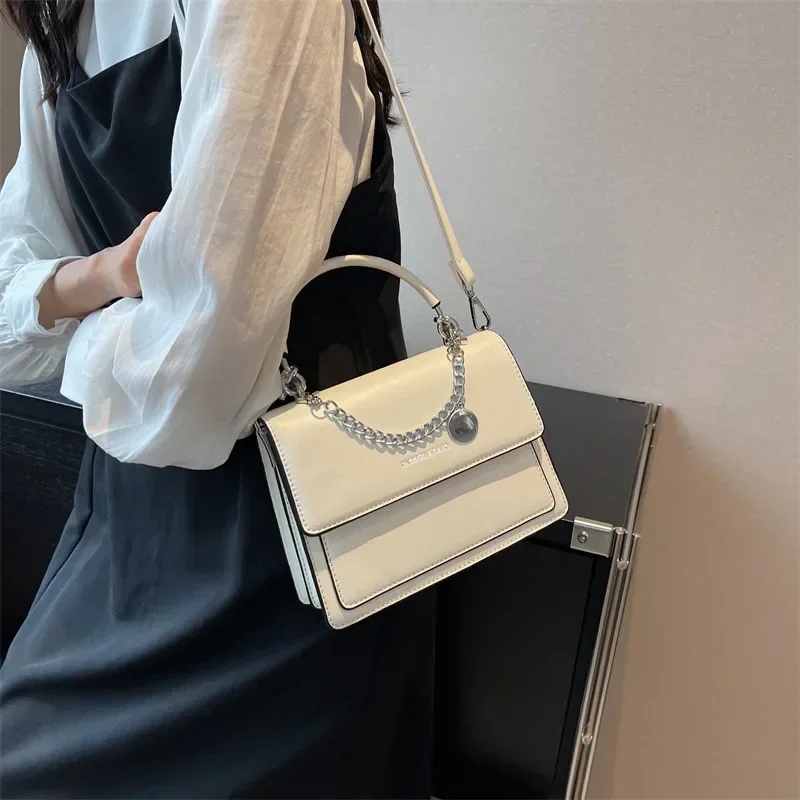 Women Luxury Brand Large Capacity Women PU Shoulder Messenger Bag 2026 Fashion Chain Small Square Bag Daily Elegant