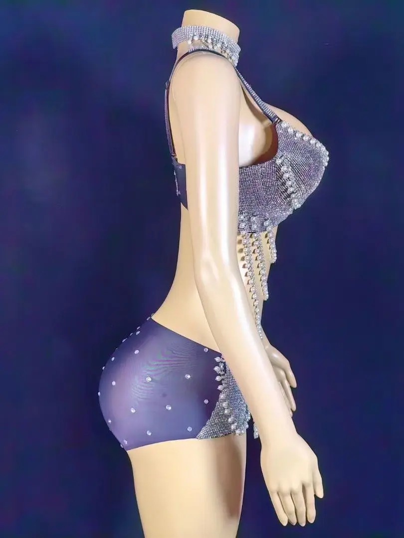 2023 Women Summer Sexy Sleeveless Pearl Diamonds Beading Bikini Shorts Silver Bandage Set Celebrity Designer Fashion Women's Set