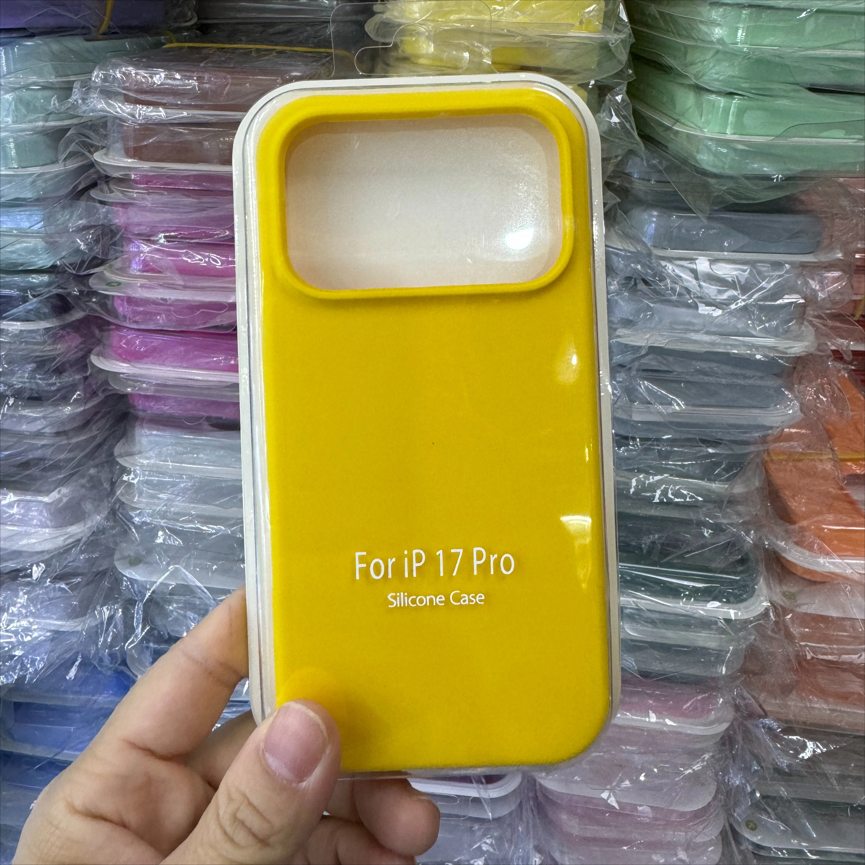 Candy Color Liquid Silicone Anti-Fall Case with Protective Packet Box