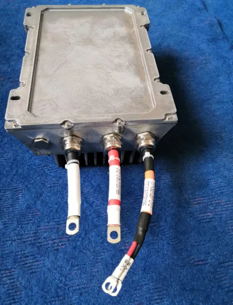 400v-750v To 27.5v,110A 3kw DC DC Converter with CAN 2.0